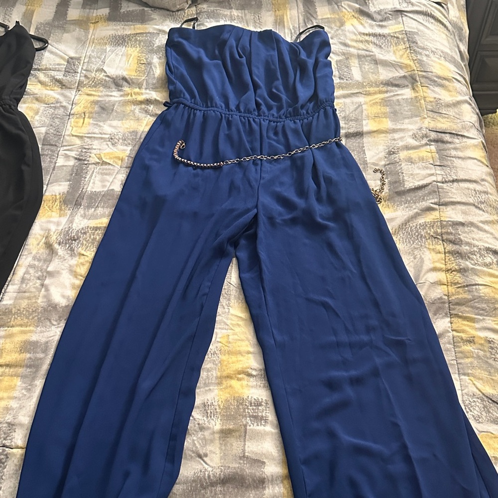 Elegant Blue Jumpsuit with Chain Detail